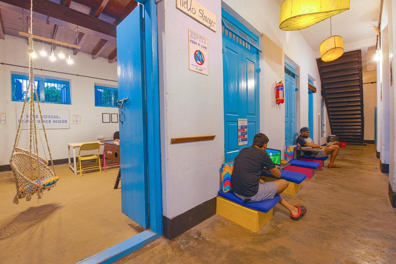 Gostops Lite Alleppey Alappuzha Exteriör bild